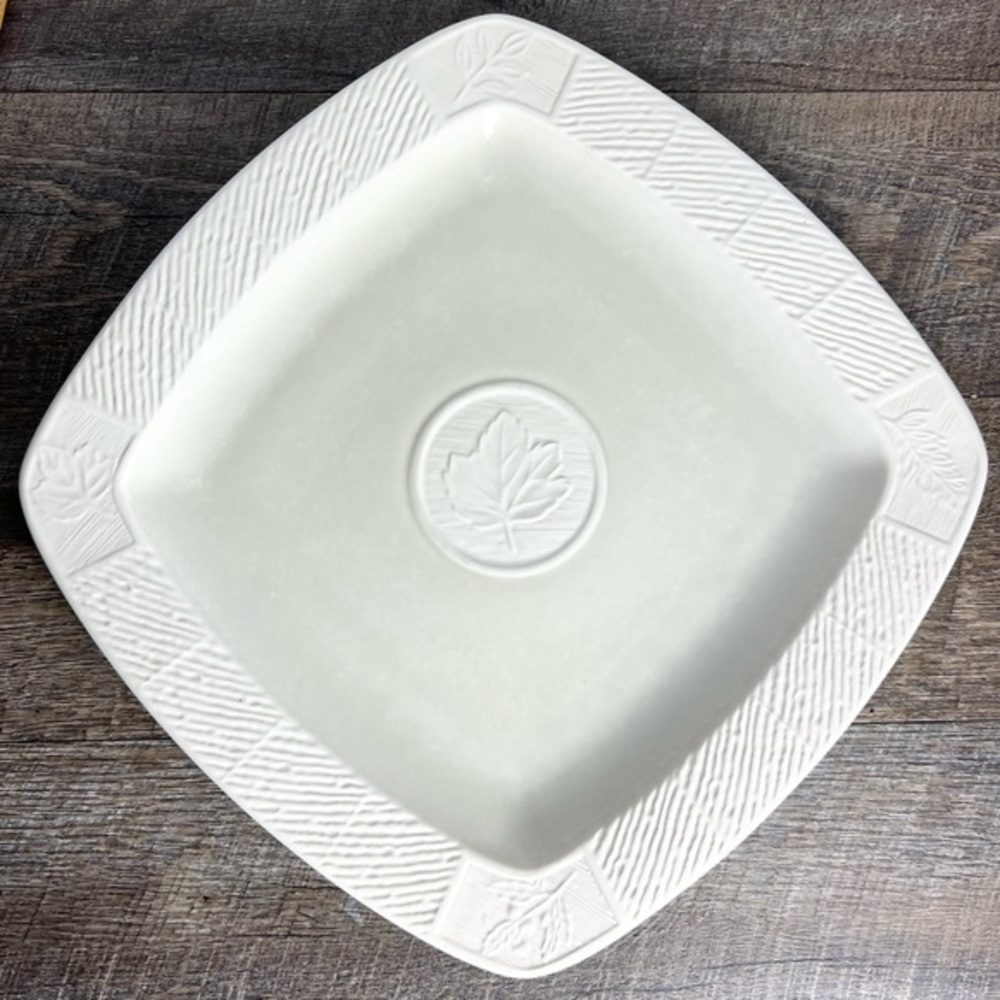 Pfaltzgraff  SIERRA LEAF IVORY WHITE‎ 13 3/4" SQUARE PLATTER PLATE